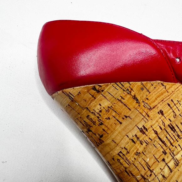 Steve Madden Visible Platform Open Toe Wedge Heels Perforated Red Leather 6 B - Picture 11 of 13